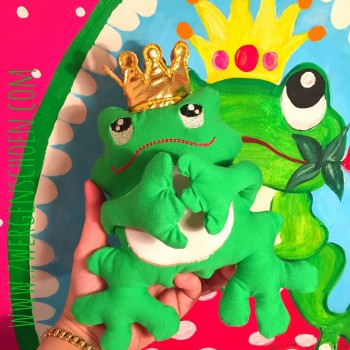 ♥FROGprince ARTHUR♥ Embroidery FILE 20x30cm IN THE HOOP