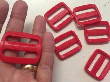 ♥Plastic WIRE BUCKLES♥ red PRICE per ONE