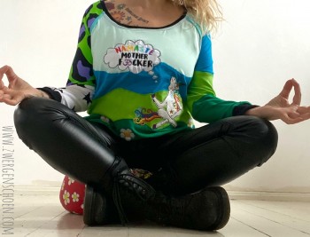 ♥NAMASTE MotherFCKER Bubble♥ Embroidery-FILE 10x10 13x18 20x26cm 1€-SPARbie